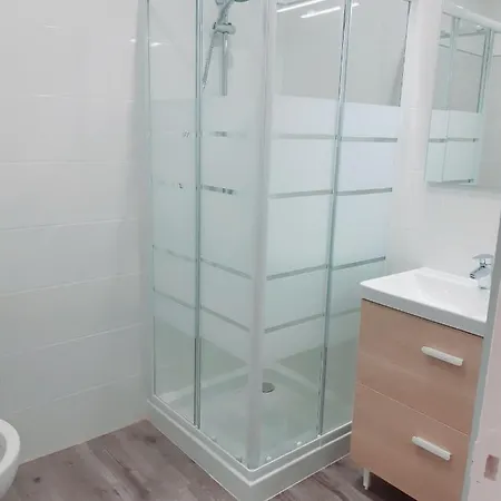 Appartement 45M2 Parking Gratuit En Plein Centre Ville Valras-Plage Exterior foto